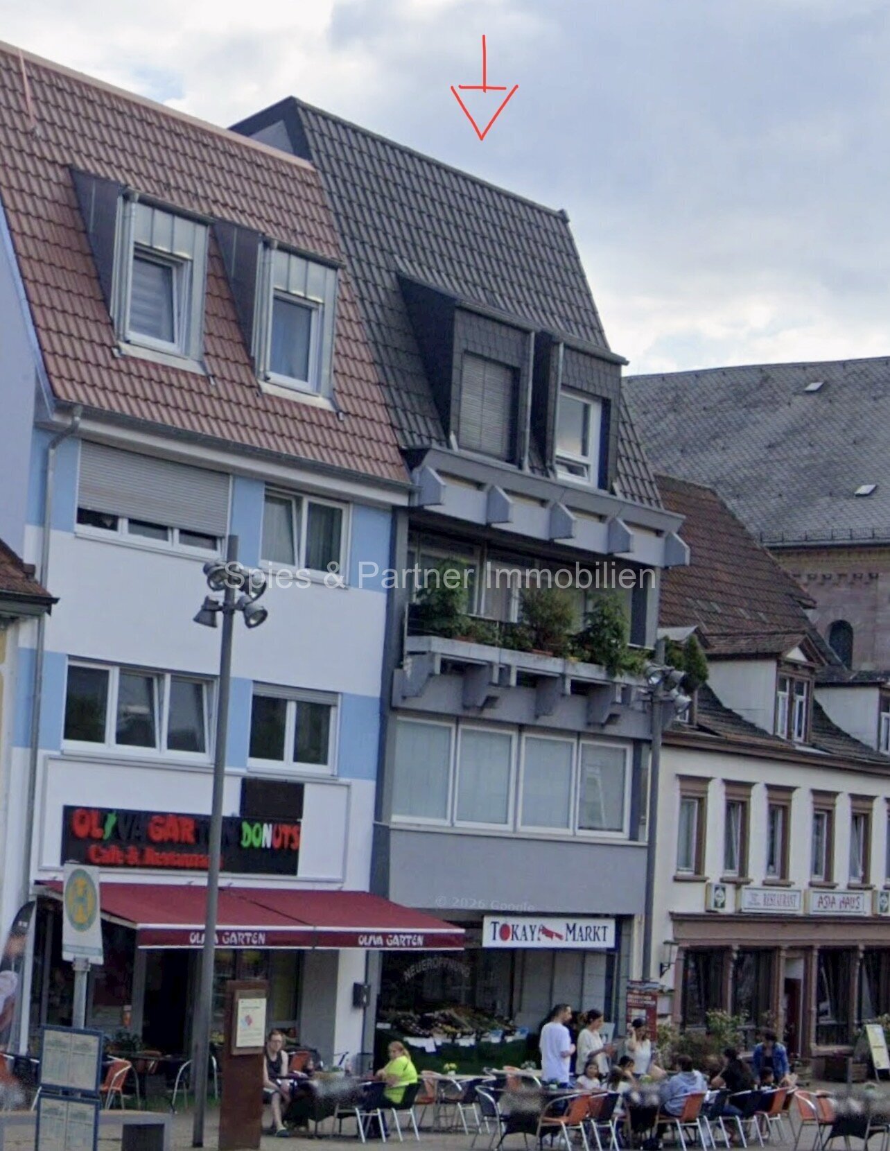 Zentrale Lage & großes Potenzial: 144 m² Gewerbeeinheit mit möglicher Wohnnutzung Zentrale Lage & großes Potenzial: 144 m² Gewerbeeinheit mit möglicher Wohnnutzung
